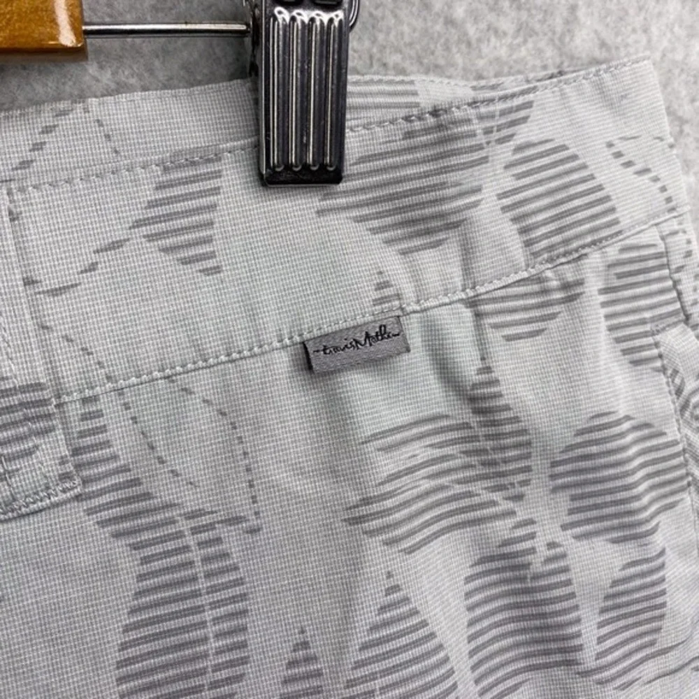 Travis Mathew Shorts Mens 38 Golf Heather Microchip Haole Boy Performance Chino‎